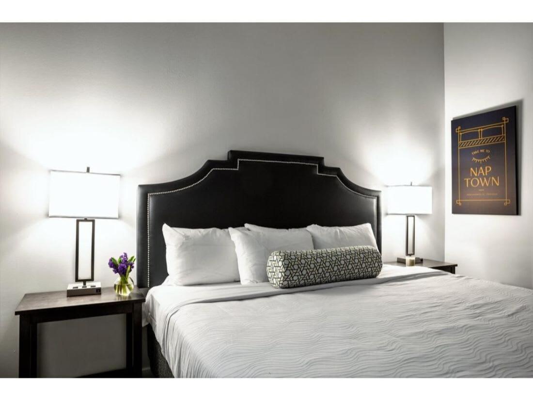 Modern Apartment Close To Everything Cozysuites Indianapolis Ngoại thất bức ảnh